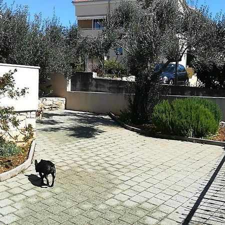 Apartman Vera ツレス エクステリア 写真