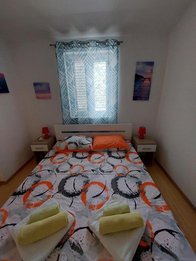 Apartman Vera ツレス エクステリア 写真