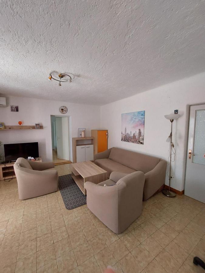 Apartman Vera ツレス エクステリア 写真